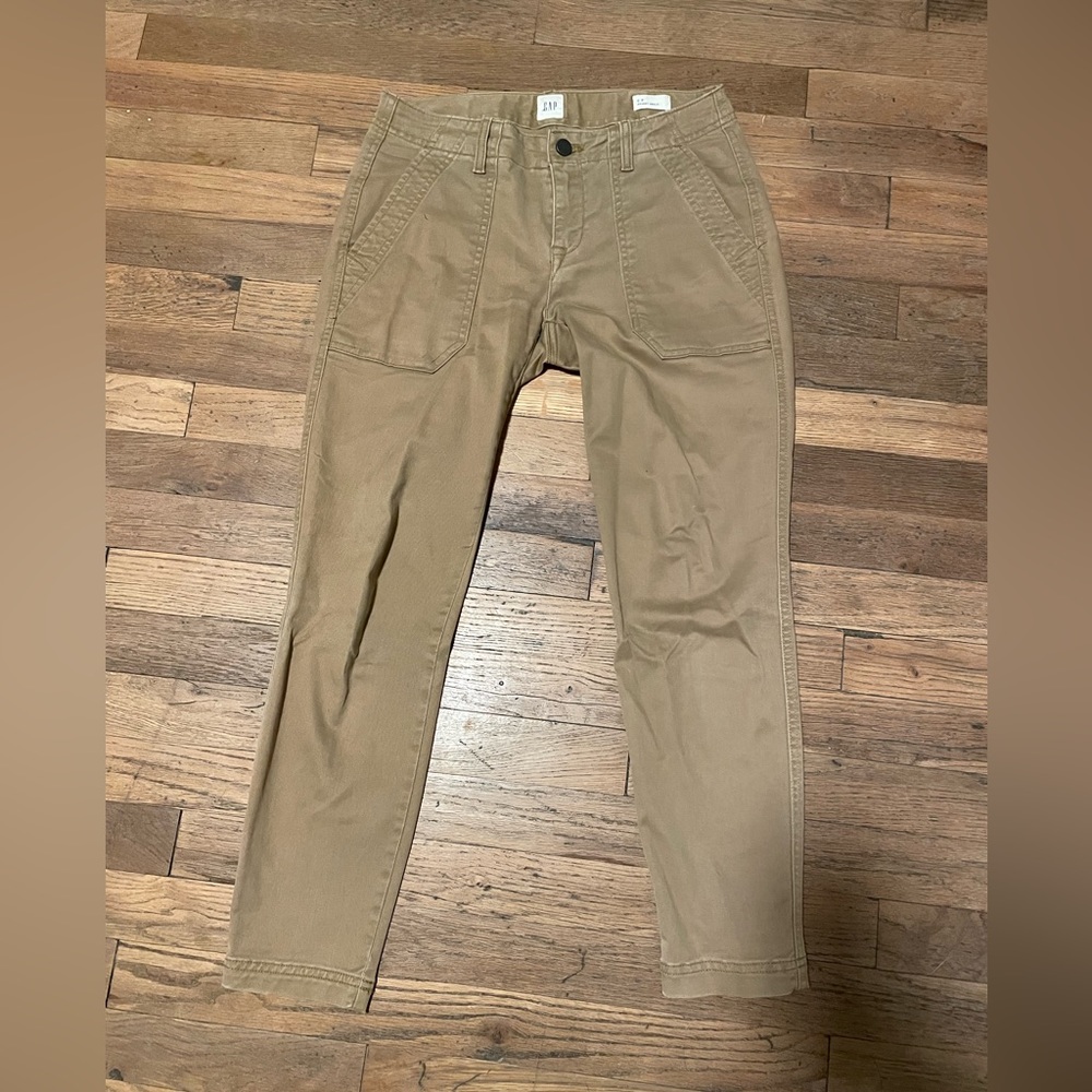 GAP: khaki cargo pants